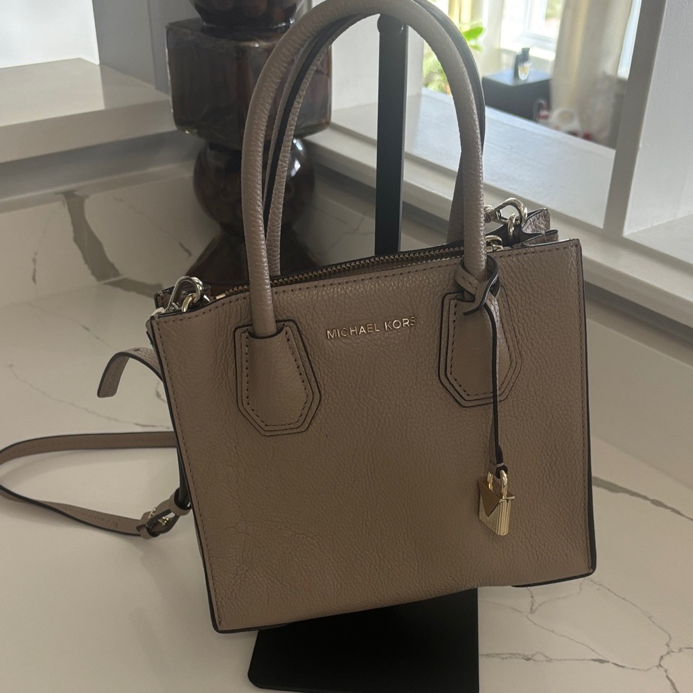 Michael Kors Mercer Pebbled Leather Crossbody Taupe Satchel with Gold Accents